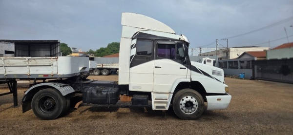 Caminhão Mercedes Benz 1630 ano 1993
