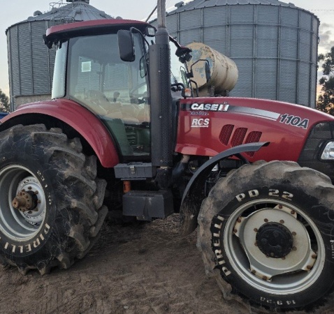 Trator Case Farmall 110A ano 2019