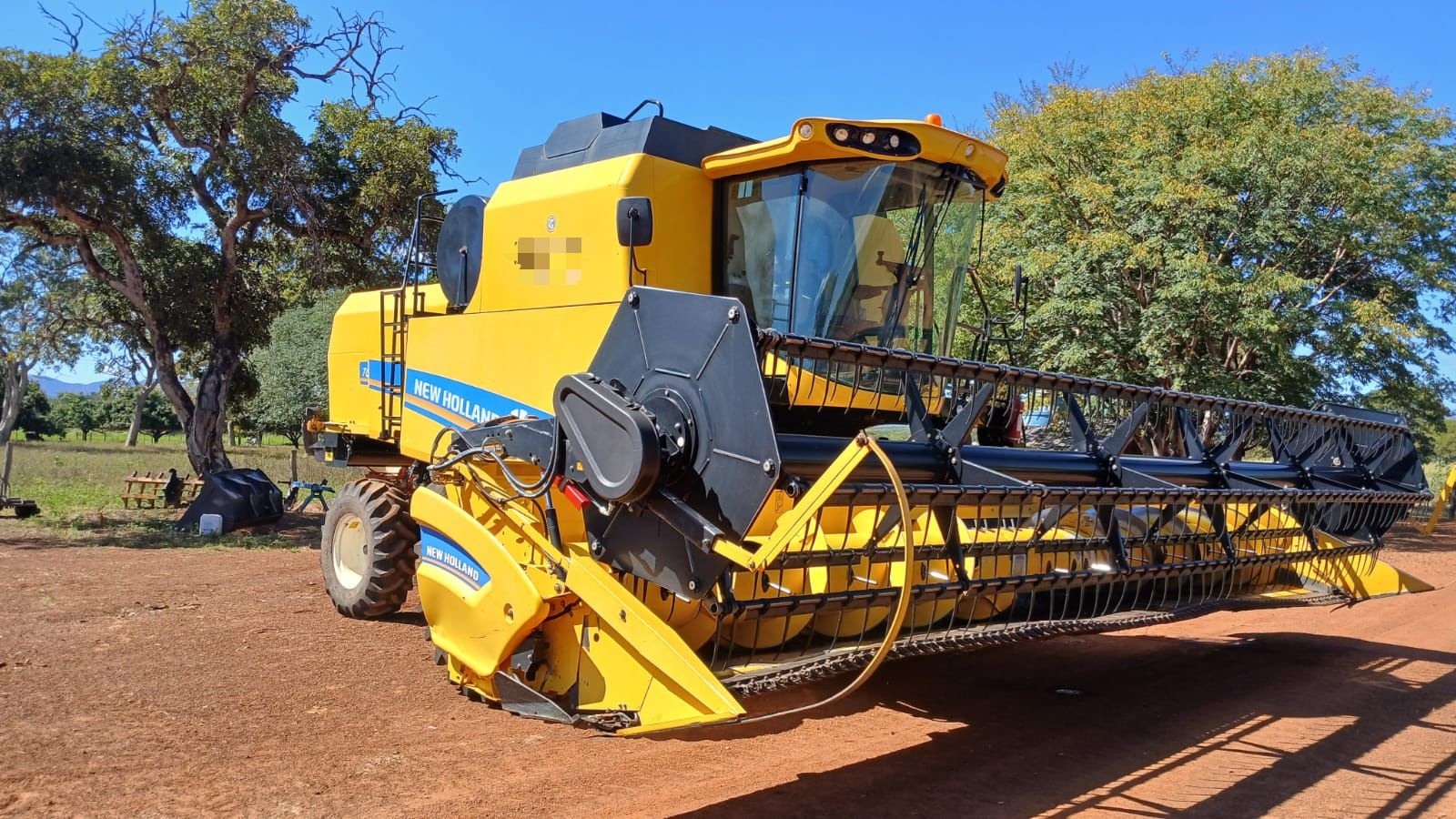 Colheitadeira New Holland TC 5.90 ano 2021