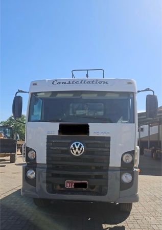 Caminhão Volkswagen 26260 ano 2011