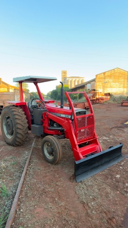 Trator Massey Ferguson MF 290 ano 1983 - MF 290 - Máquinas Agrícolas