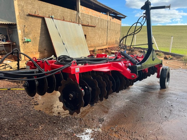 Grade Tatu Marchesan Grade Niveladora ano 2021
