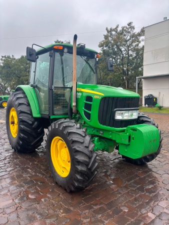 Trator John Deere 6125J ano 2022 - 6125J - Máquinas Agrícolas