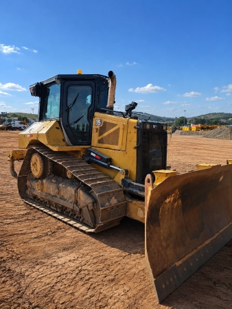 Trator de Esteira Caterpillar D5 ano 2021 - D5 - Máquinas de Linha Amarela