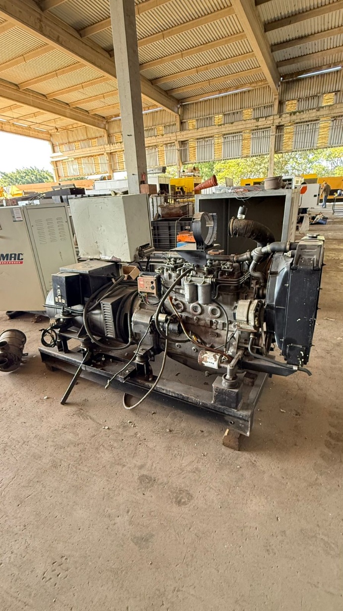 Gerador de Energia MWM 55 kVA ano 2013