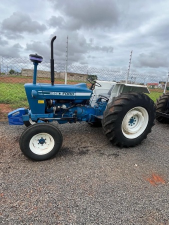 Trator Ford 4600