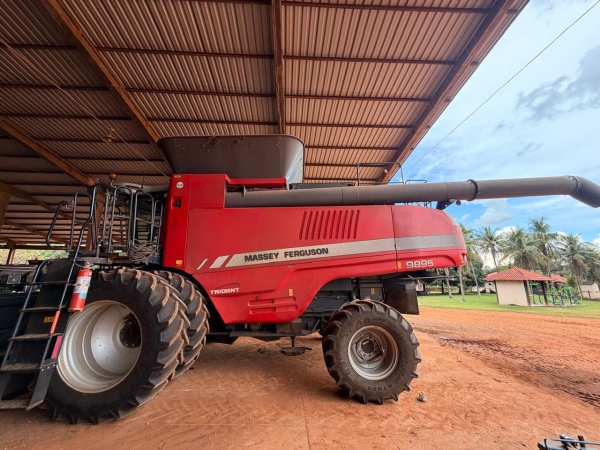 Colheitadeira Massey Ferguson MF 9895 ano 2017