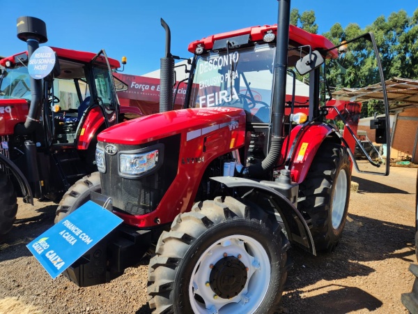 Trator Yto EX854 ano 2023