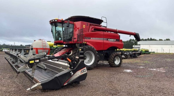 Colheitadeira Case IH Axial-Flow 7230 ano 2018