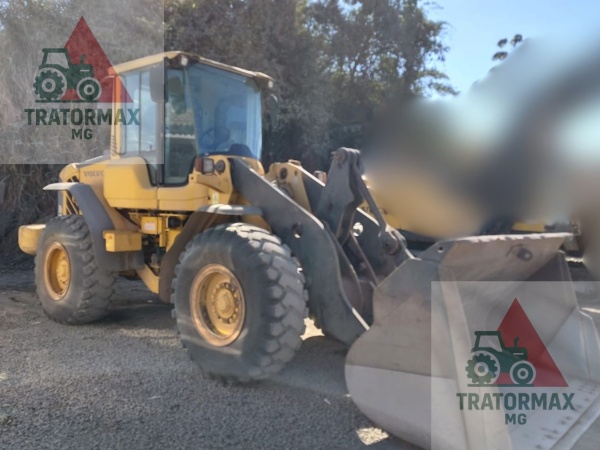Pá Carregadeira Volvo L70F ano 2008 - L70F - Máquinas de Linha Amarela