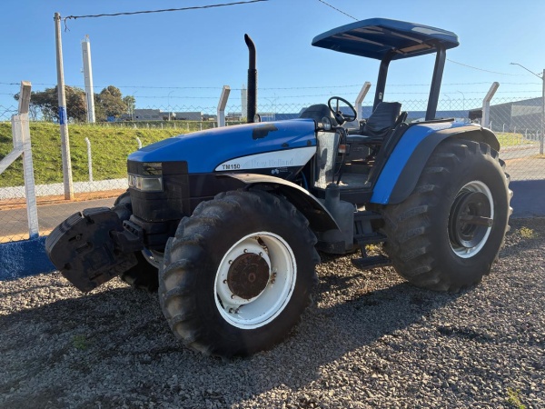 Trator New Holland TM 150 ano 2006