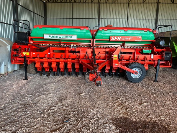 Plantadeira Planti Center  sfr 31000 ano 2020