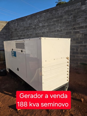 Gerador de Energia FG Wilson 180 kVA ano 2010
