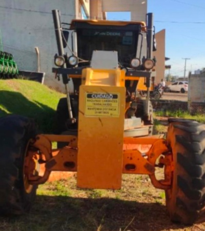 Motoniveladora John Deere 620G ano 2023