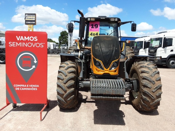 Trator Valtra BH224 HITECH ano 2021