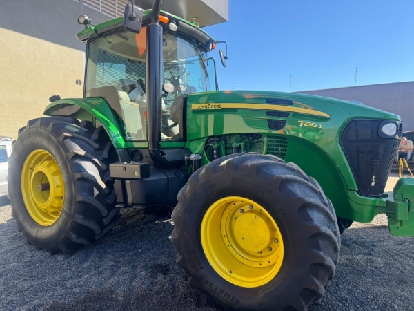Trator John Deere 7230 J ano 2021 - 7230 J - Máquinas Agrícolas