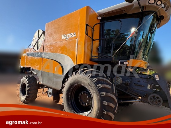 Colheitadeira Valtra BC 6500 ano 2010