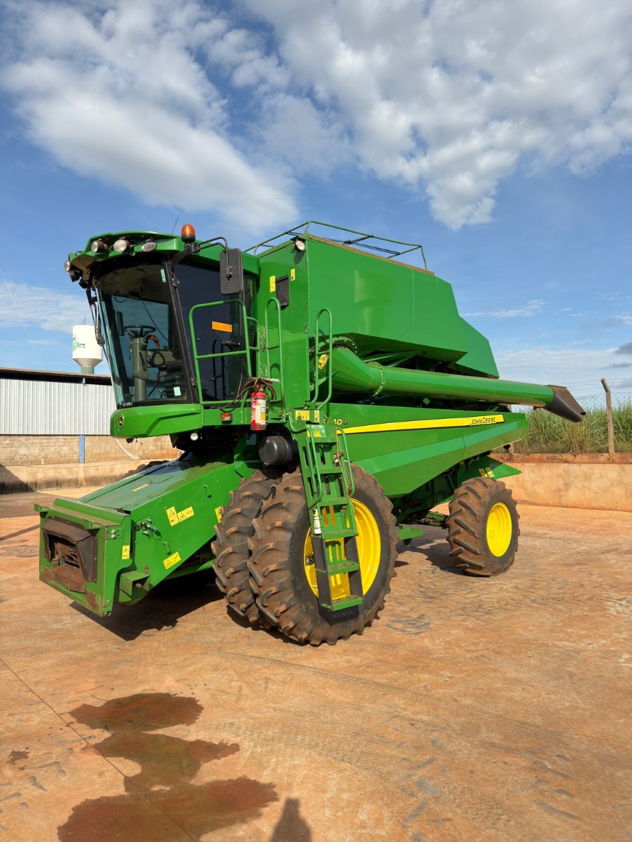 Colheitadeira John Deere S440 ano 2019