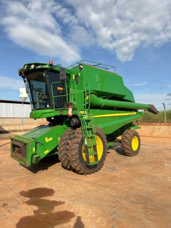 Colheitadeira John Deere S440 ano 2019