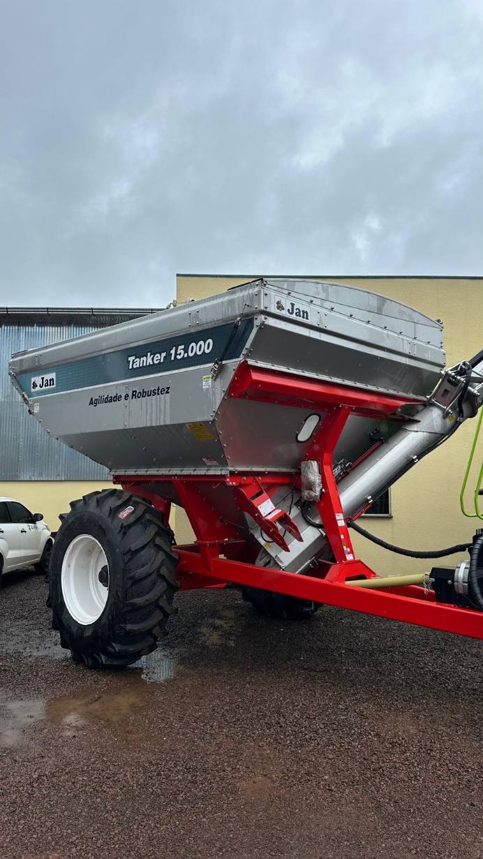 Carreta Graneleira Jan Tanker 15000 ano 2026
