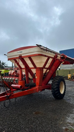 Carreta Graneleira Jan Tanker 10500 ano 2016