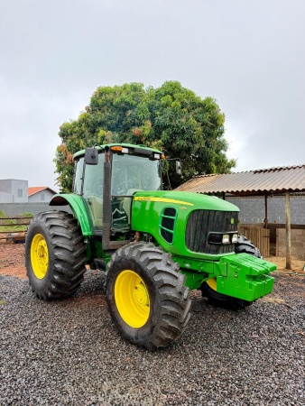 Trator John Deere 6165J ano 2014 - 6165J - Máquinas Agrícolas