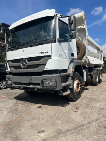 Caminhão Mercedes Benz AXOR 3131 6X4 ano 2020 - AXOR 3131 6X4 - Caminhões e Carretas