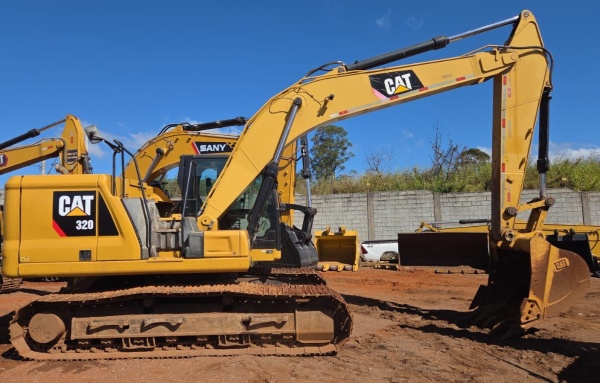Escavadeira Caterpillar 320NG ano 2019