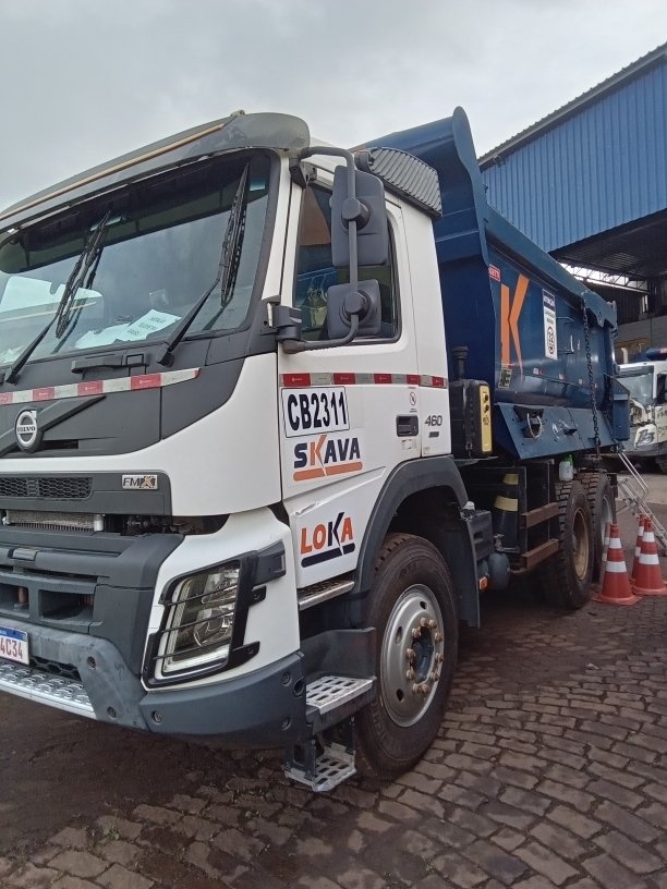 Caminhão Volvo FMX460 ano 2018