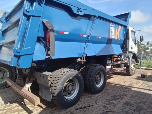 Caminhão Volvo VM 330 E-SHIFT ano 2020