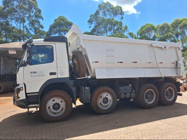 Caminhão Volvo FMX 500 ano 2020