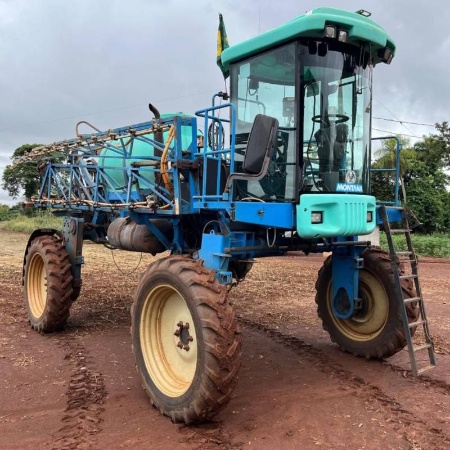 Pulverizador Autopropelido Montana Boxer 2000 ano 2009