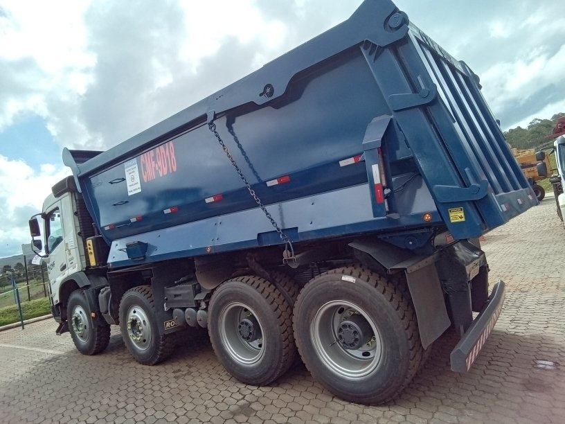 Caminhão Volvo FMX 500 ano 2022