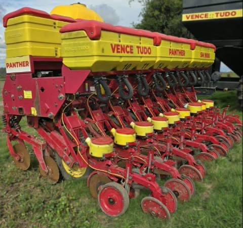 Plantadeira Vence Tudo Panther 9000 ano 2020