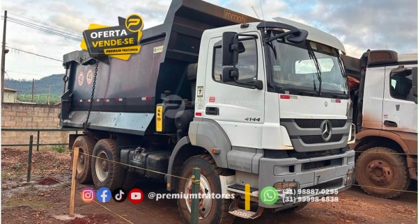 Caminhão Mercedes Benz 4144 6x4 ano 2021