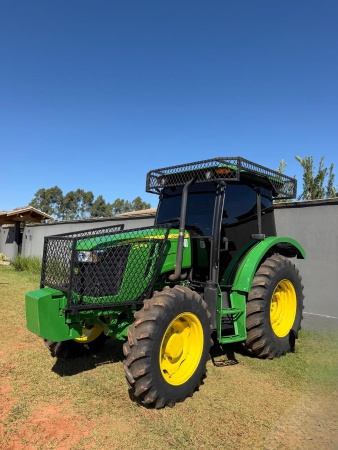 Trator John Deere 5078 E ano 2024 - 5078 E - Máquinas Agrícolas