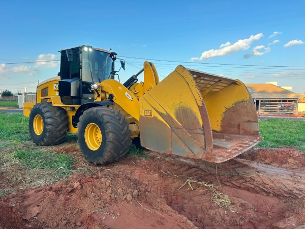 Pá Carregadeira Caterpillar 938K ano 2022 - 938K - Máquinas de Linha Amarela