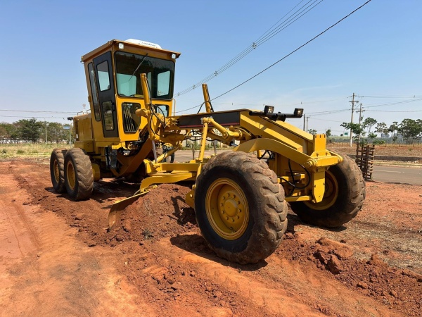 Motoniveladora Caterpillar 120G ano 1991 - 120G - Máquinas de Linha Amarela