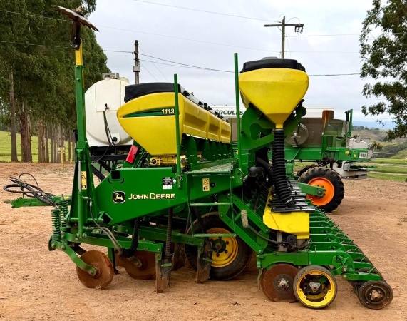 Plantadeira John Deere 1113 ano 2022