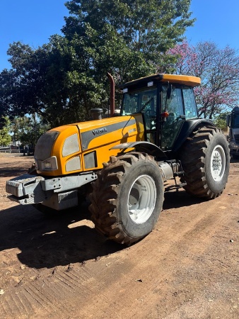 Trator Valtra BH 180 ano 2014