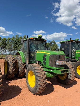 Trator John Deere 6150J ano 2023