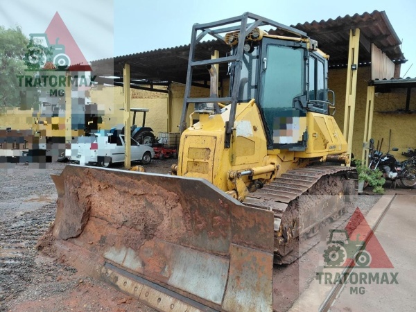 Trator de Esteira Komatsu D51-EX ano 2012