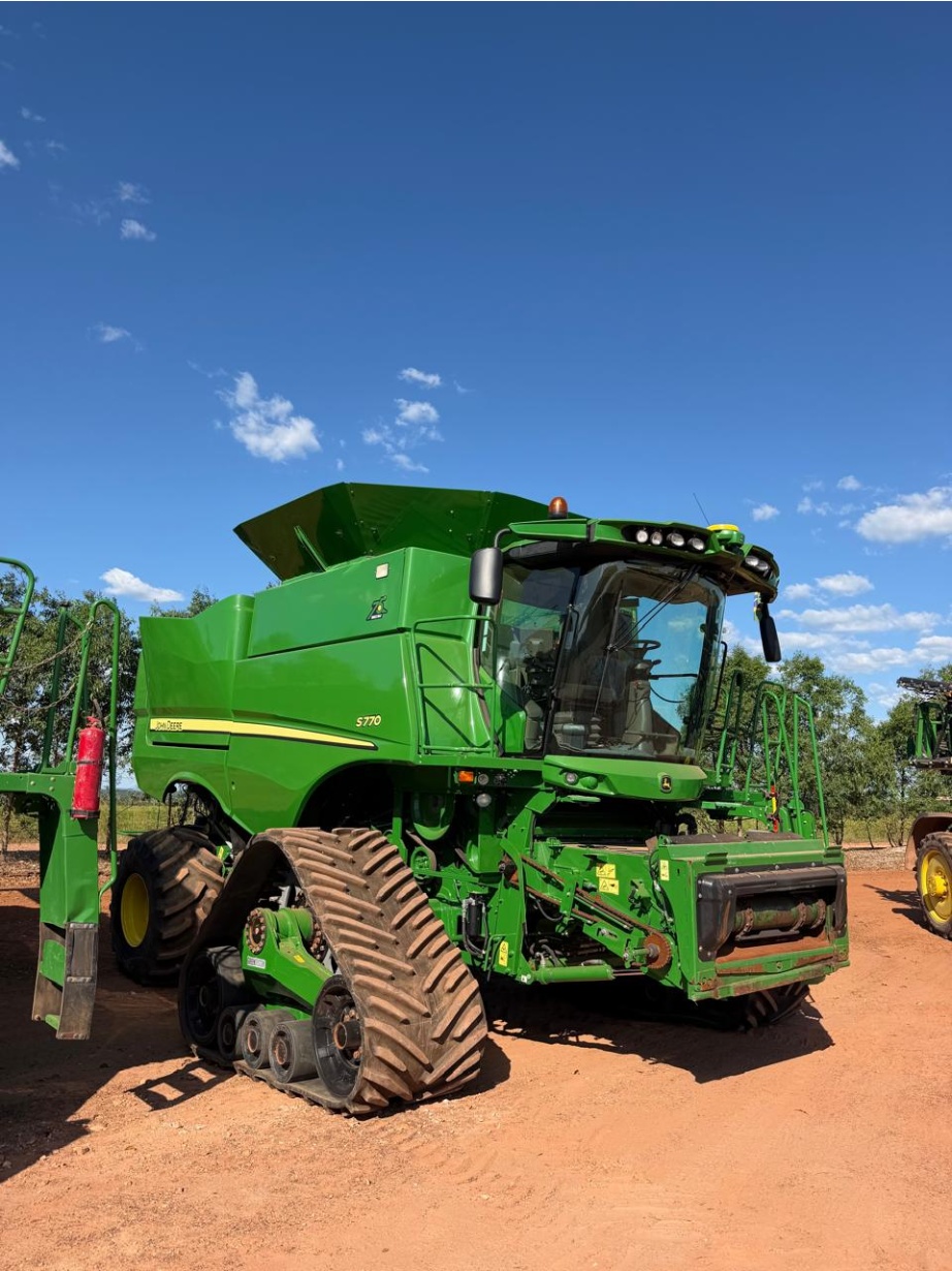 Colheitadeira John Deere S770 ano 2023