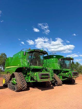 Colheitadeira John Deere S550 ano 2024