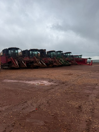 Colheitadeira Case 9900 ano 2022