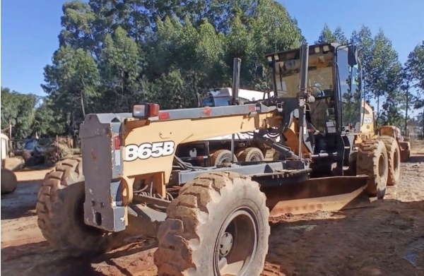 Motoniveladora Case 865B ano 2020