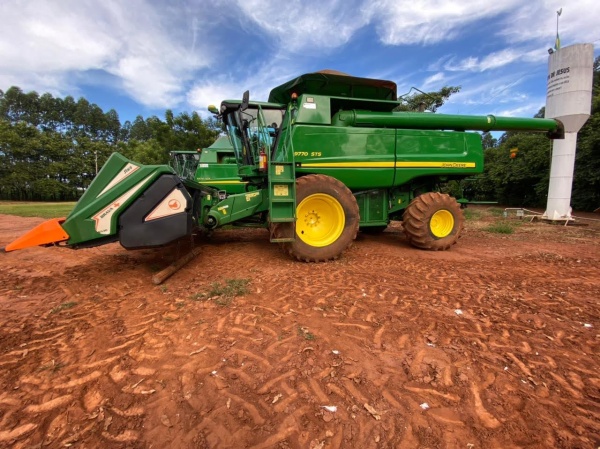 Colheitadeira John Deere 9770 STS ano 2011