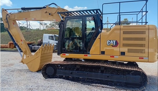 Escavadeira Caterpillar 320NG ano 2021