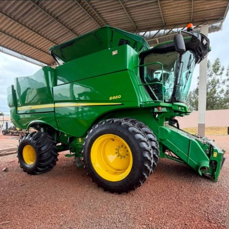 Colheitadeira John Deere S660 ano 2018