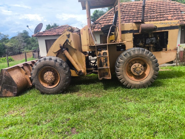 Pá Carregadeira Fiatallis 1900-b ano 1992